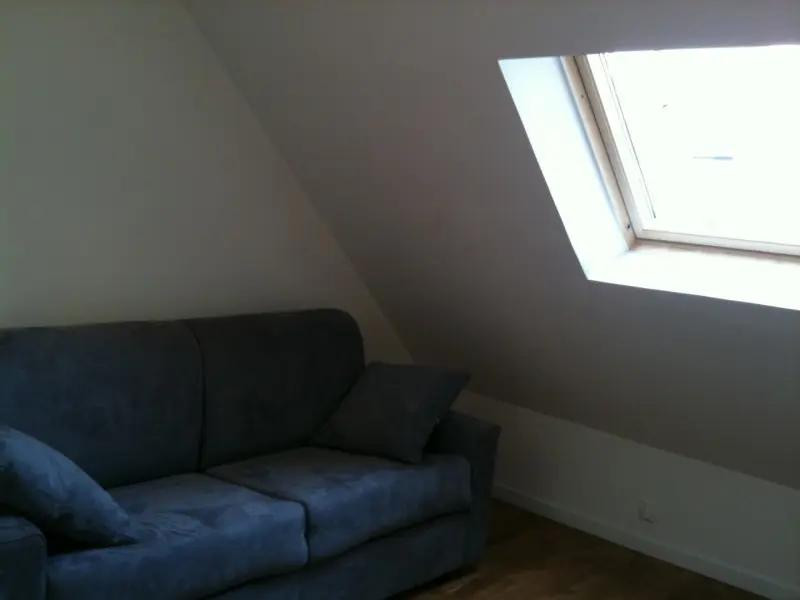 
                                                Location
                                                 Studio à deux pas de l'arc de triomphe