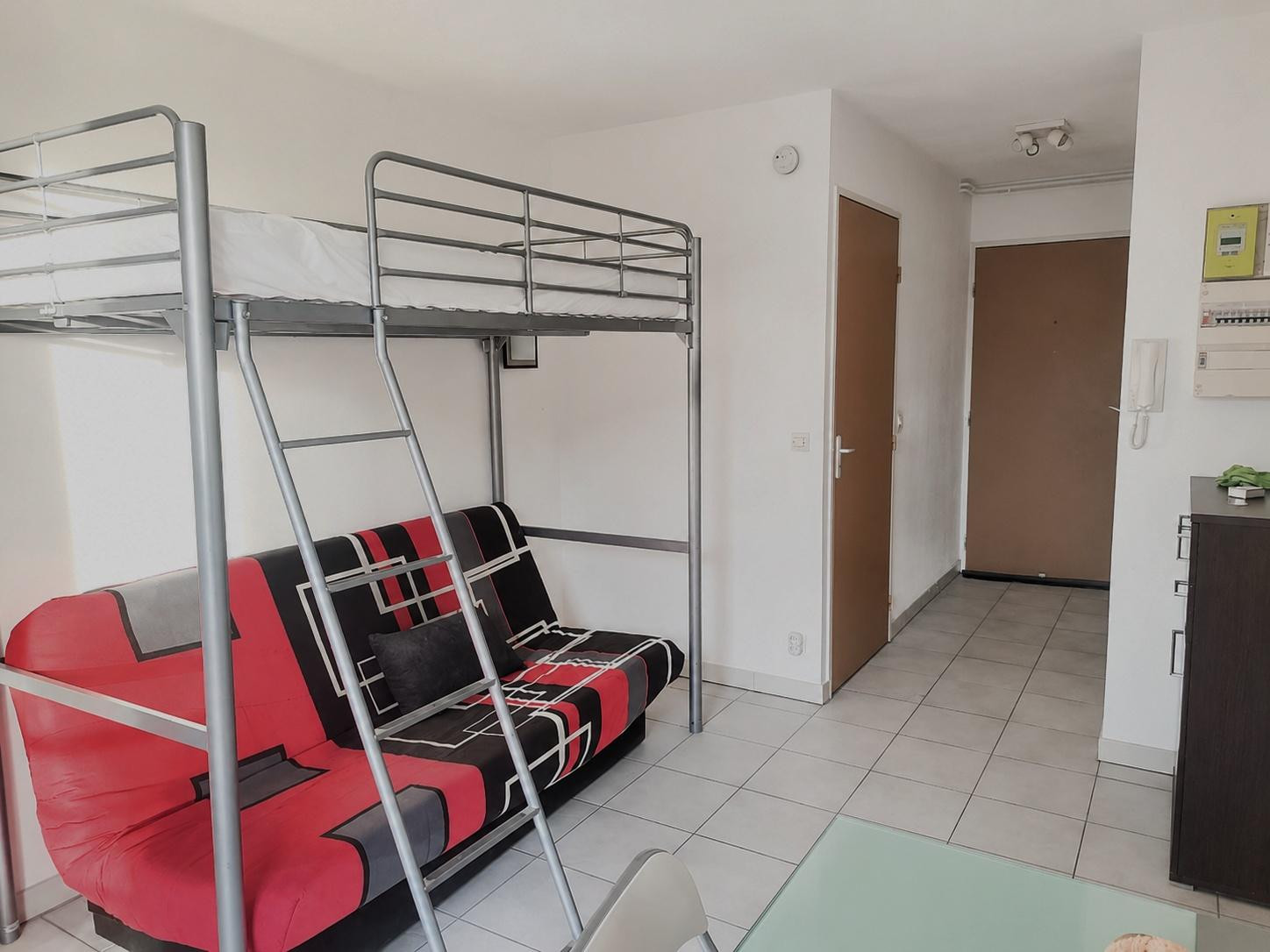 
                                                Location
                                                 Studio a deux pas de l'UPVD de Perpignan