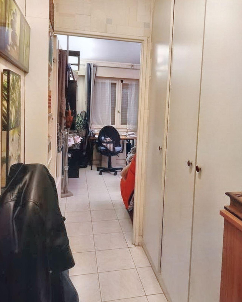 
                                                Location
                                                 Studio à deux pas d'Intercommunal