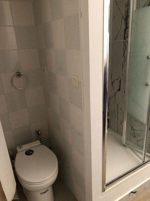 
                                                Location
                                                 Studio a louer 13m2 tres bon etat