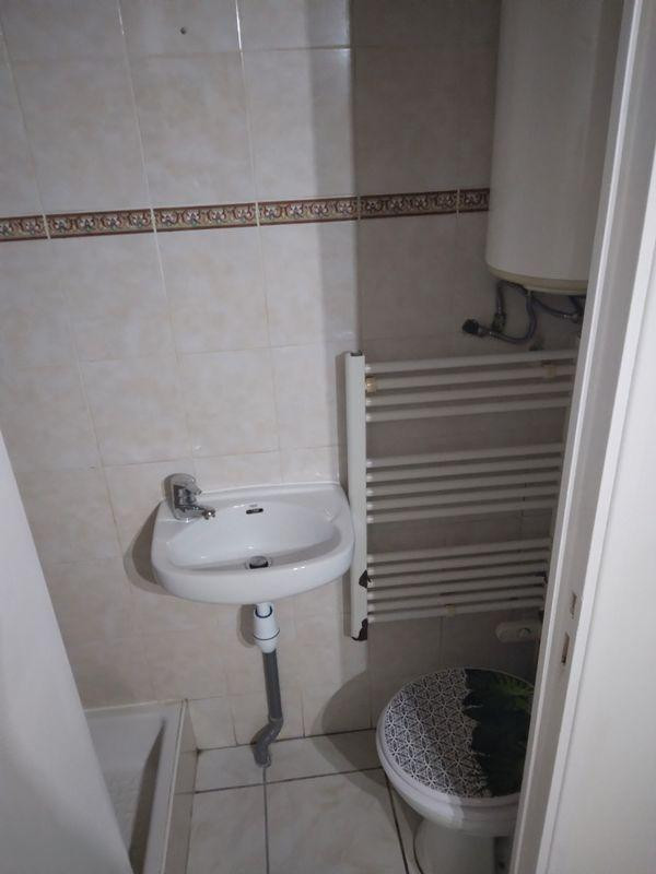 
                                                Location
                                                 Studio à louer