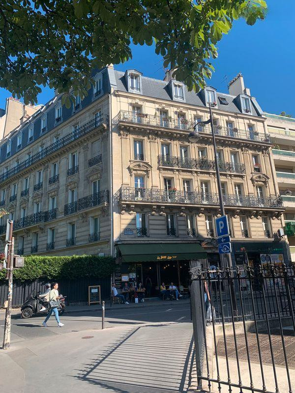 
                                                Location
                                                 Studio à louer