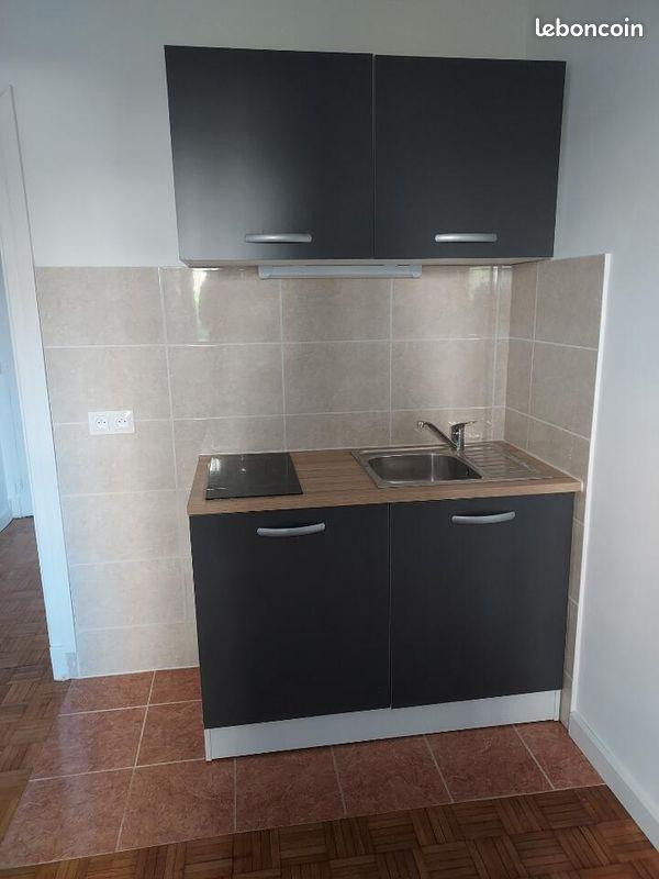 
                                                Location
                                                 Studio à louer à Montreuil