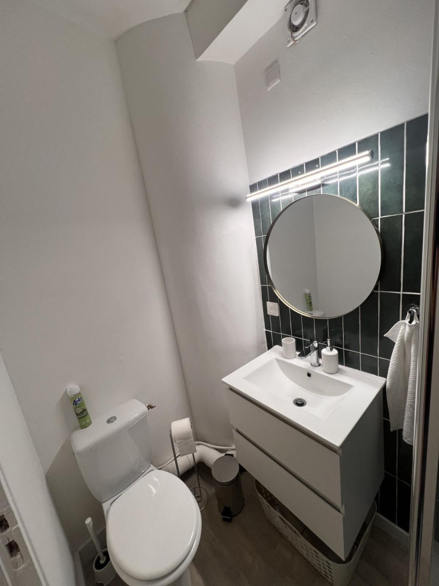 
                                                Location
                                                 Studio à louer - Écusson Nîmes