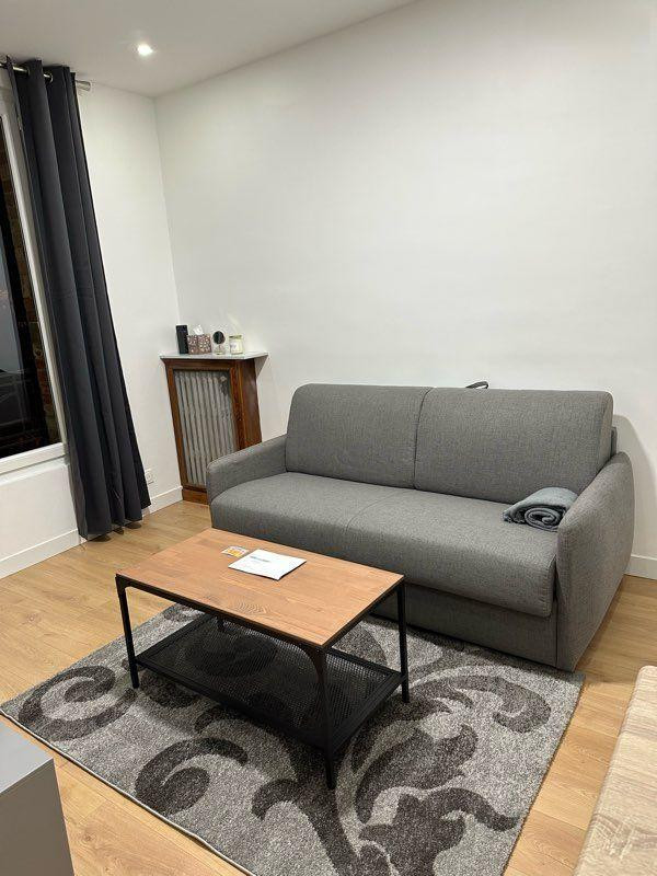 
                                                Location
                                                 Studio à louer en bail mobilité