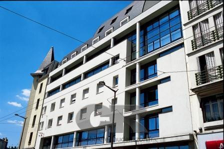 
                                                Location
                                                 Studio à louer fonctionnel - coeur de ville/gare
