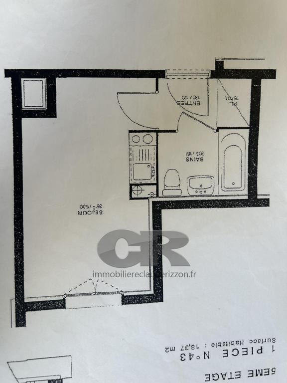 
                                                Location
                                                 Studio à louer fonctionnel - coeur de ville/gare