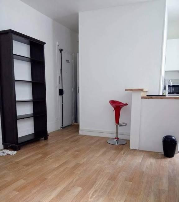 
                                                Location
                                                 Studio à louer Paris 11ème