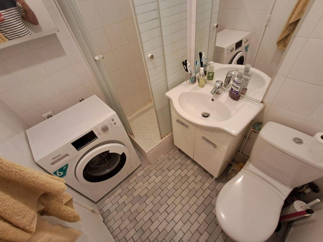 
                                                Location
                                                 Studio à louer Paris 20ème