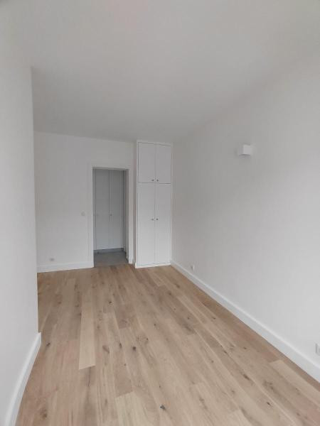 
                                                Location
                                                 Studio à louer Paris 20ème