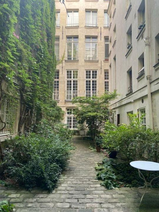 
                                                Location
                                                 Studio à Paris Le Marais