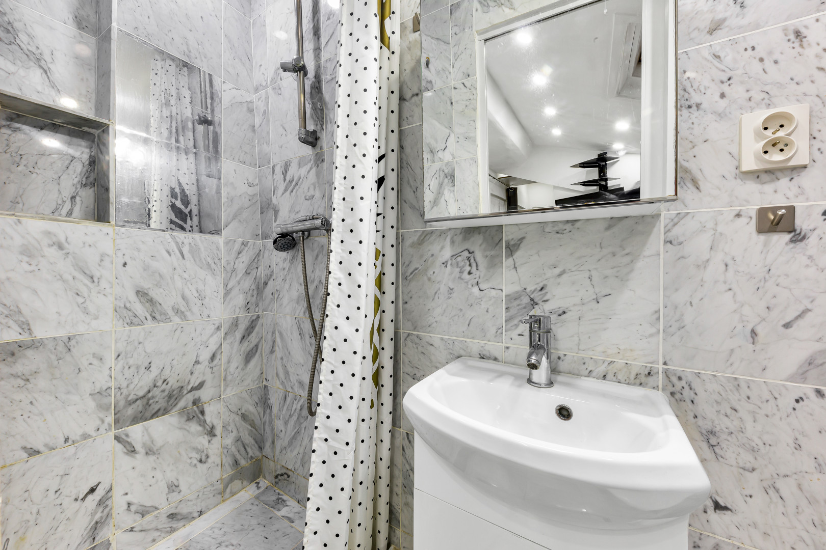 
                                                Vente
                                                 Studio à vendre à Nice – Carré d’Or