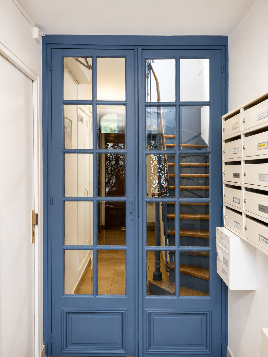 
                                                Vente
                                                 Studio à vendre – Paris 20e – Rue des Maronites