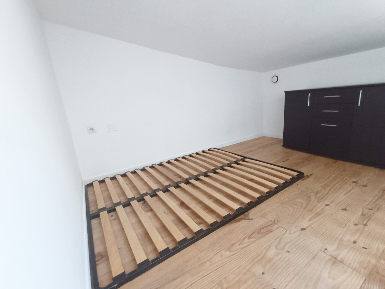 
                                                Location
                                                 Studio Amiens Centre 16m2 avec mezzanine