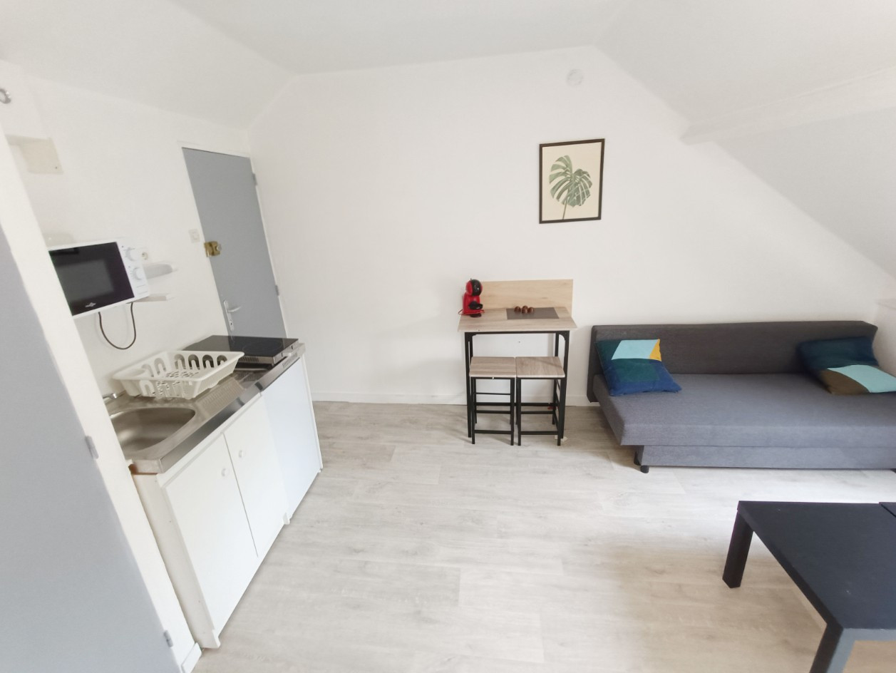 
                                                Location
                                                 Studio Amiens Gare proche centre