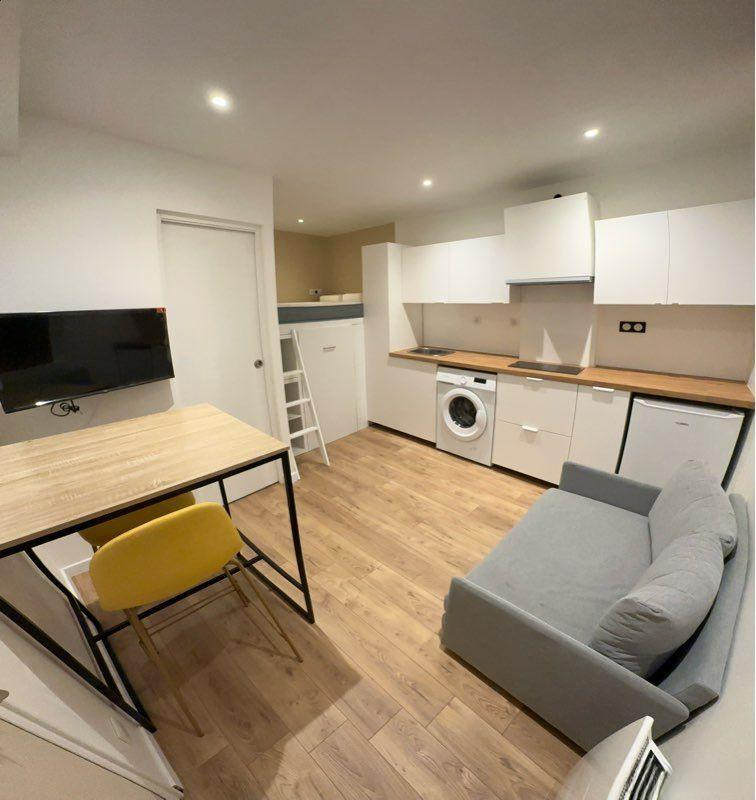 
                                                Location
                                                 Studio Annecy 20m2