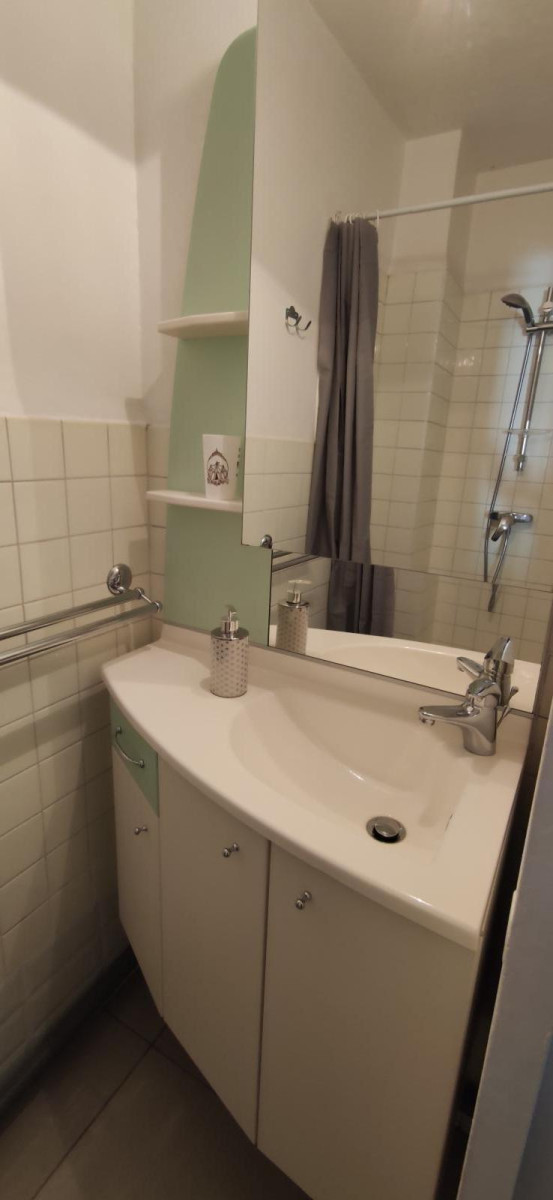 
                                                Location
                                                 Studio au ferry campra meublé