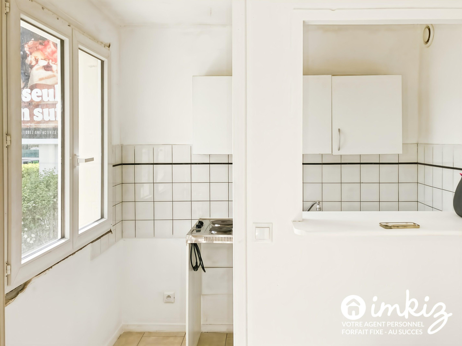 
                                                Vente
                                                 Studio  avec balcon, parking et cave