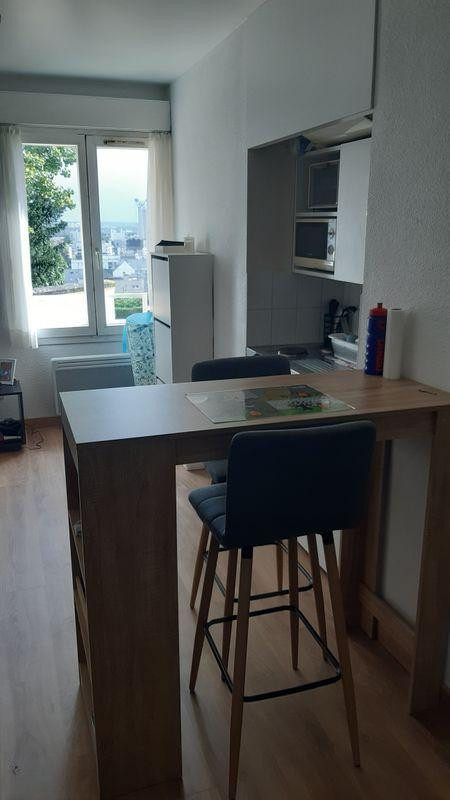 
                                                Location
                                                 Studio avec belle vue