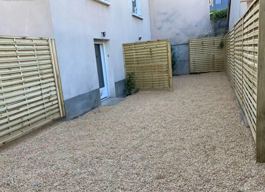 
                                                Location
                                                 Studio avec extérieur privatif Chemin des Chalets