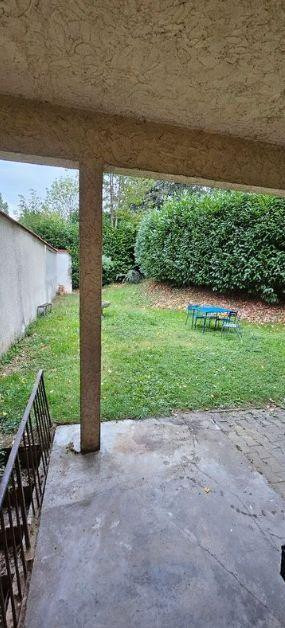 
                                                Location
                                                 Studio avec jardin