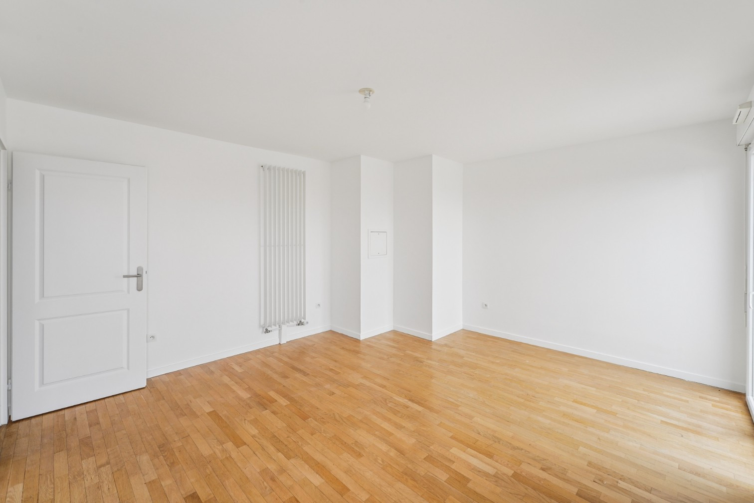 
                                                Vente
                                                 Studio avec terrasse - Cergy
