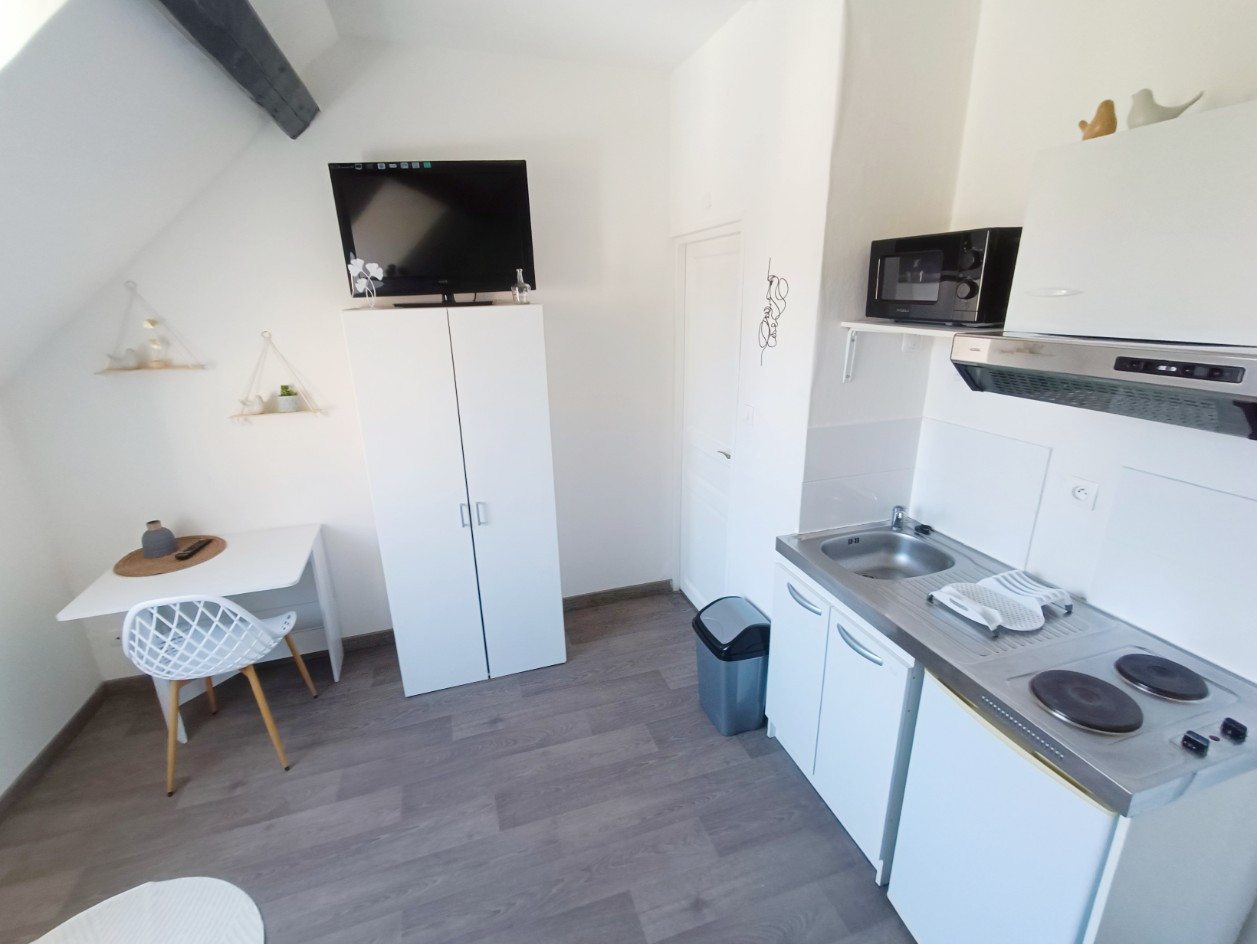 
                                                Location
                                                 Studio avec terrasse privée St-Honoré Amiens