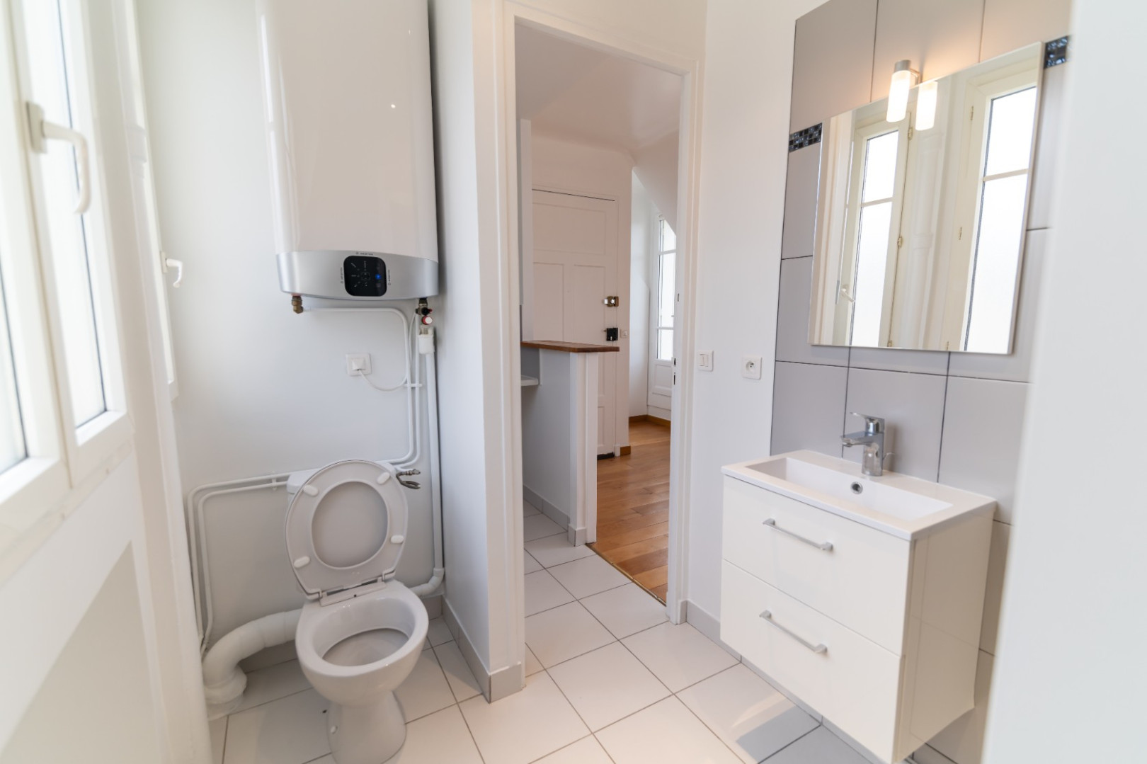 
                                                Vente
                                                 STUDIO AVEC TERRASSE VUE TOUR EIFFEL