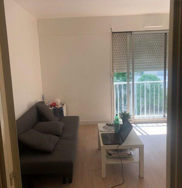 
                                                Location
                                                 Studio Bastille St-Ambroise