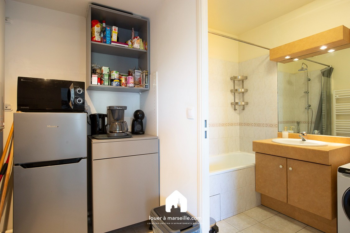 
                                                Location
                                                 Studio Belle Ile 2