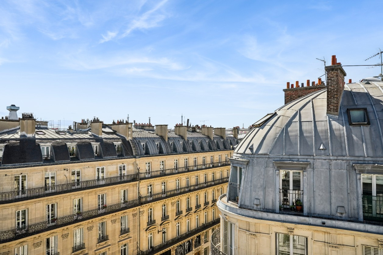 
                                                Vente
                                                 Studio bon état- 27m2 au sol- Paris 2ème