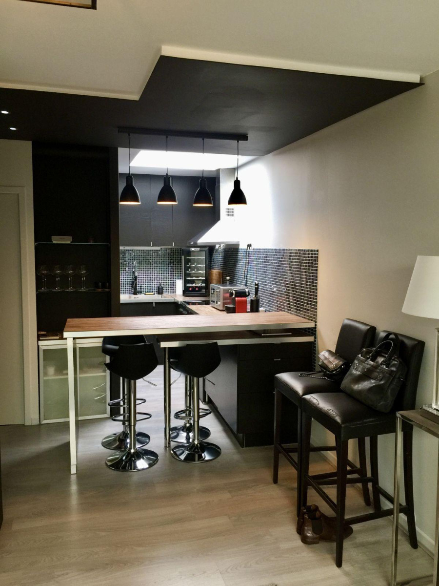 
                                                Location
                                                 Studio Bordeaux