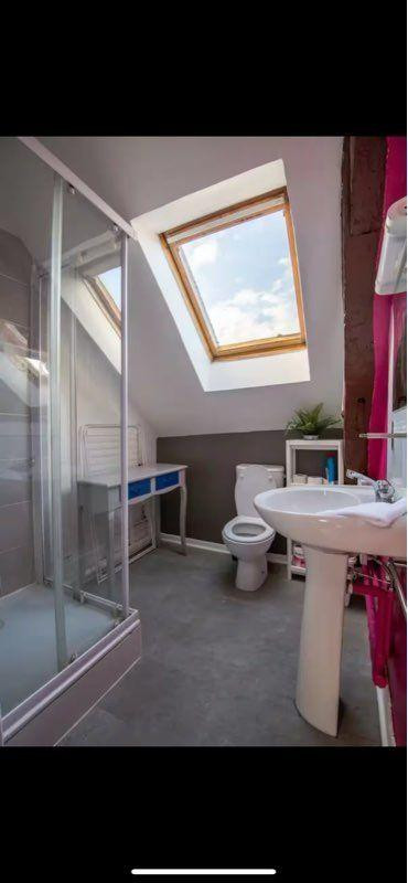 
                                                Location
                                                 Studio Boulevard Béranger de Tours