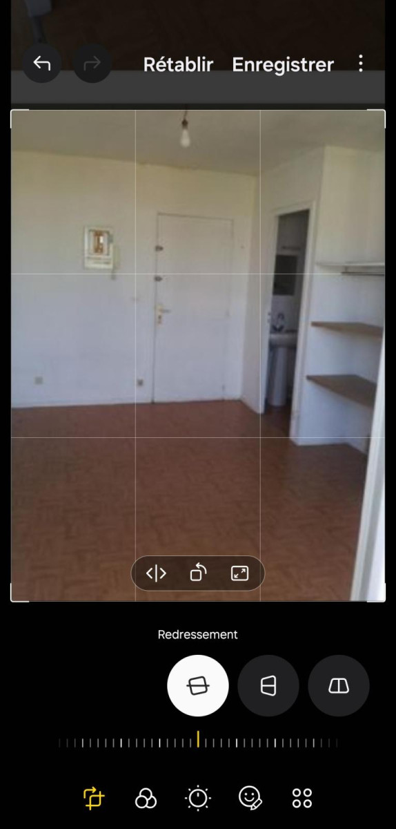 
                                                Location
                                                 Studio calme