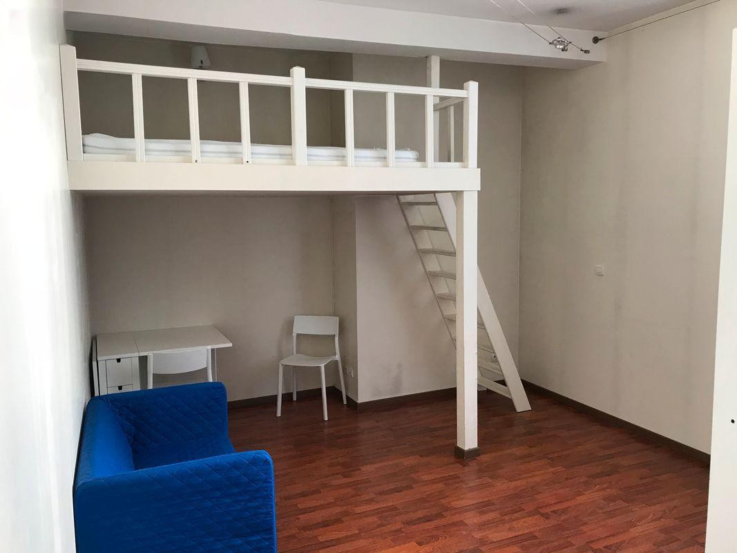 
                                                Location
                                                 Studio calme à louer en plein centre de lyon- dès