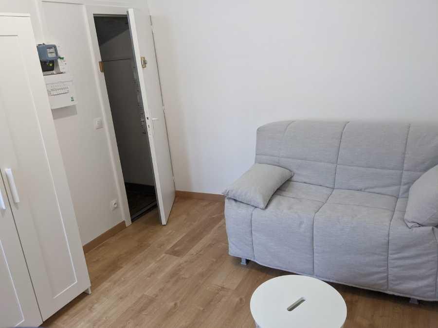 
                                                Location
                                                 Studio calme à Paris 13ème