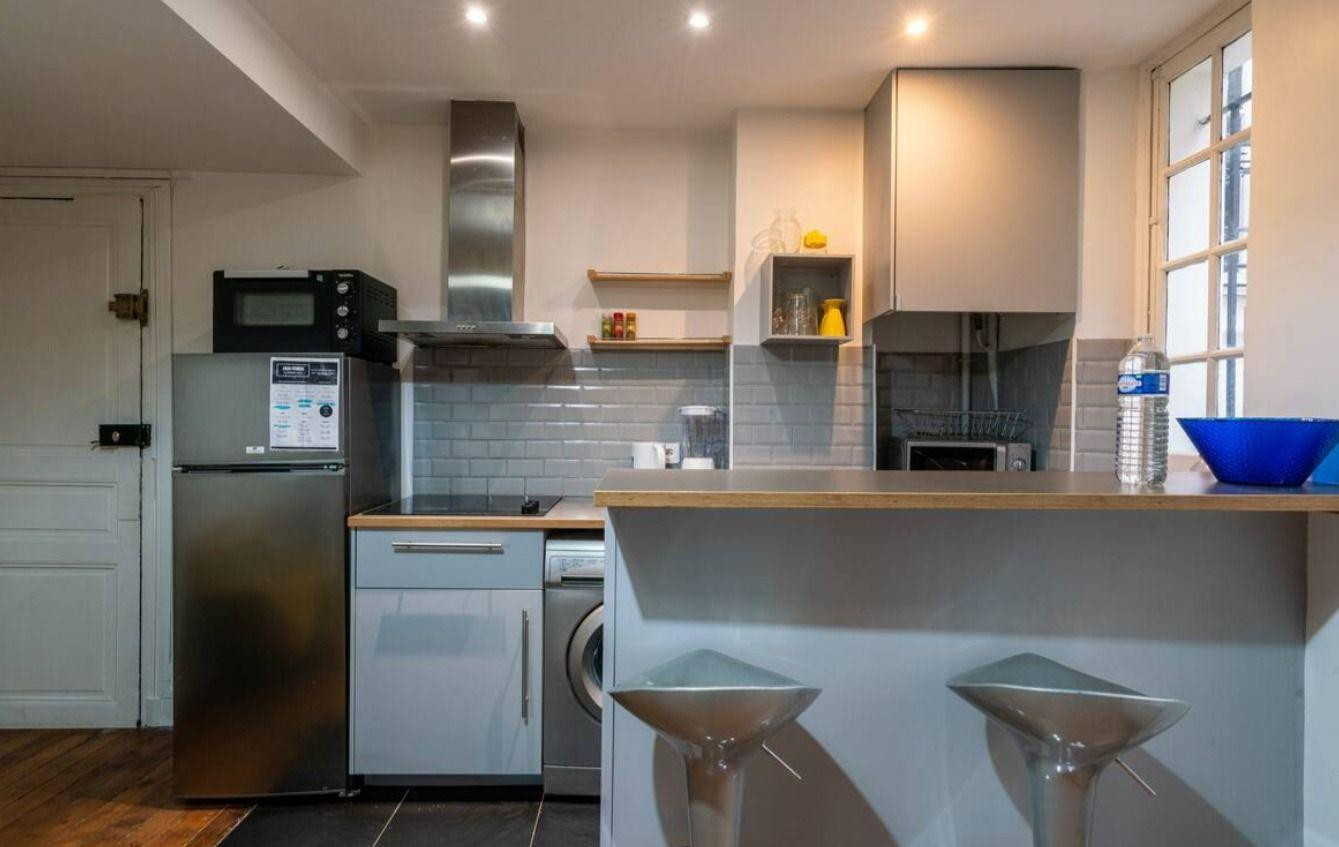 
                                                Location
                                                 Studio Calme et Équipé près de Montmartre