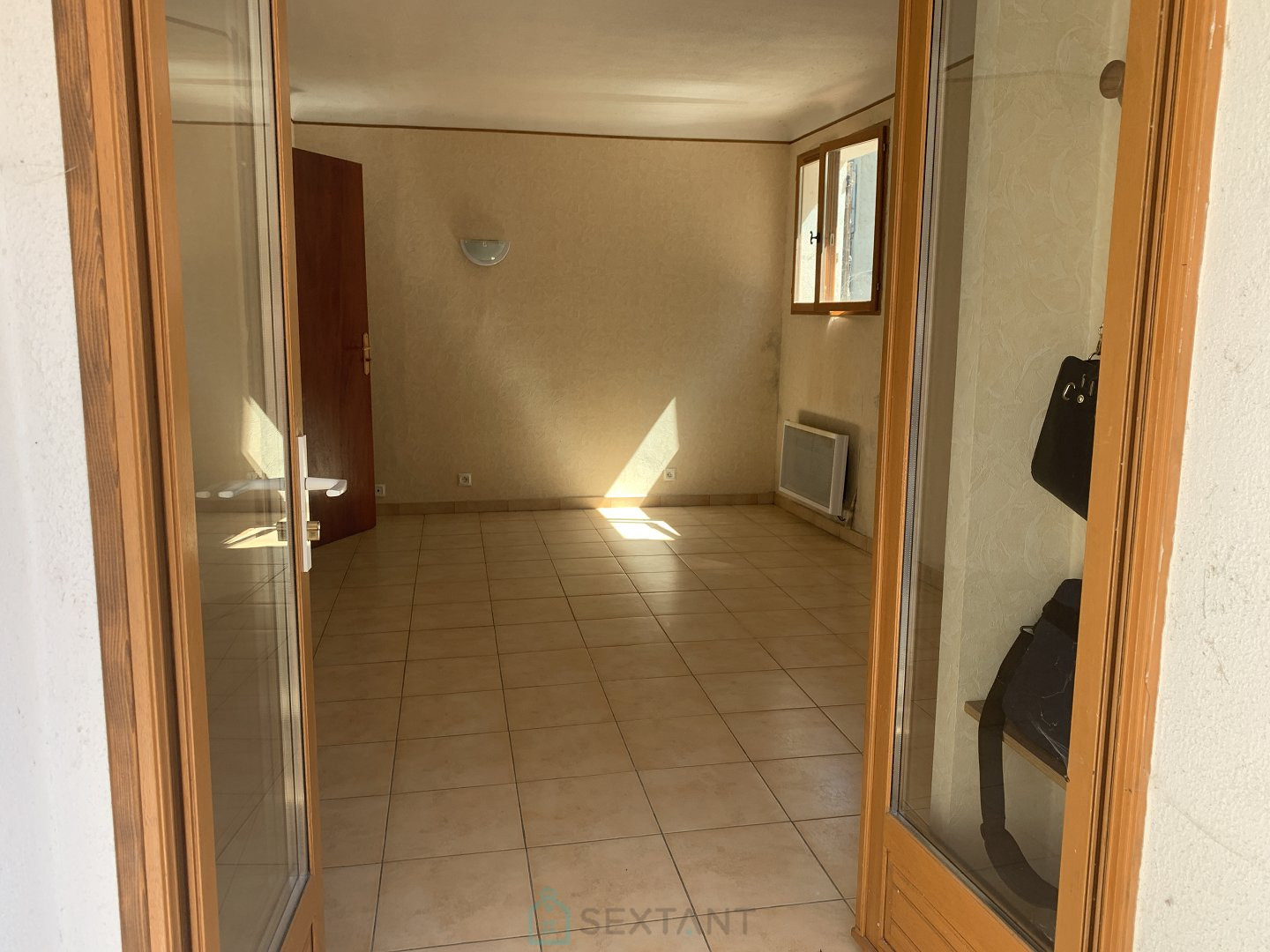 
                                                Vente
                                                 Studio cave terrasse