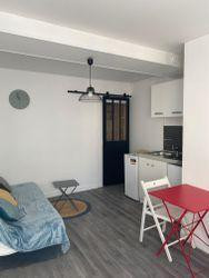 
                                                Location
                                                 Studio centre ville