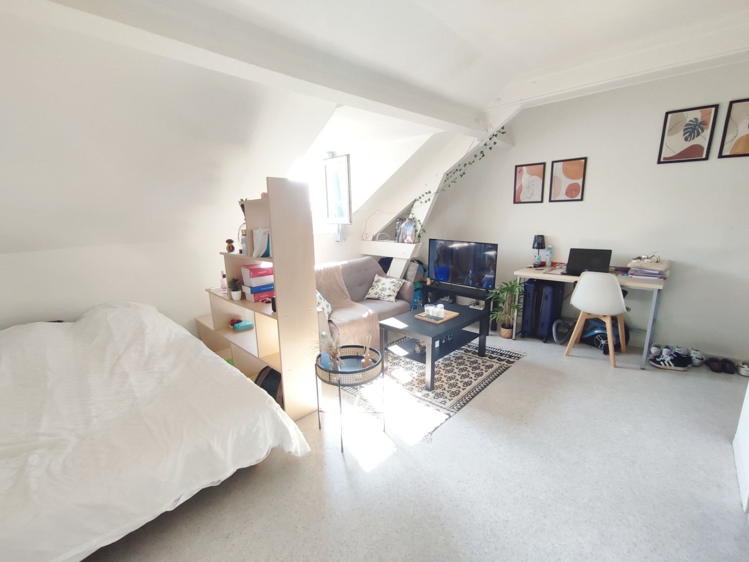 
                                                Location
                                                 Studio centre-ville d’Amiens proche fac