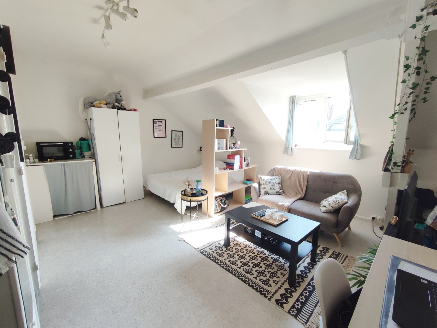 
                                                Location
                                                 Studio centre-ville d’Amiens proche fac