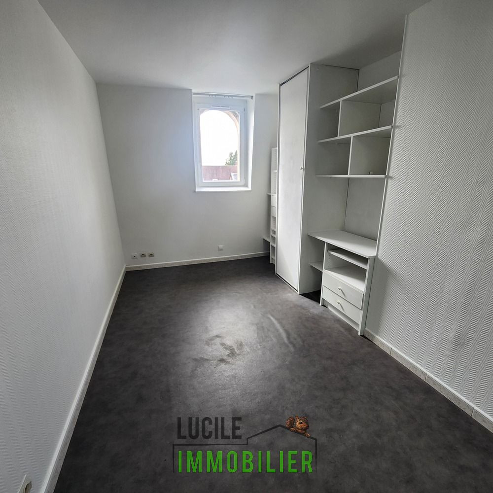 
                                                Location
                                                 Studio centre ville de Clermont