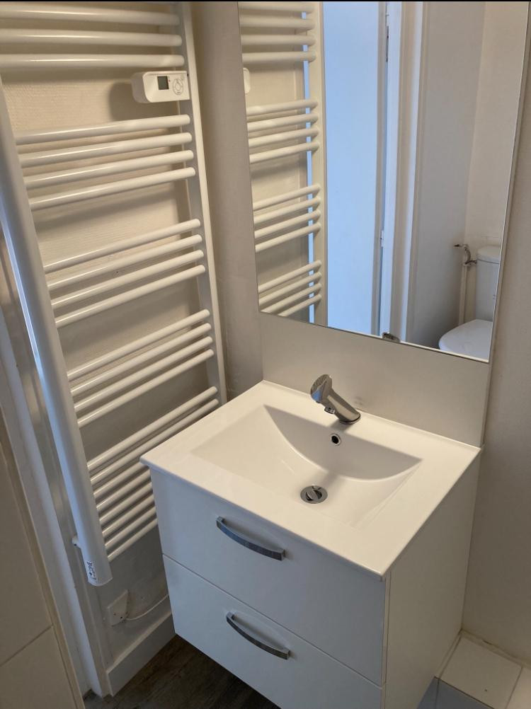 
                                                Location
                                                 Studio Charmant Nantes