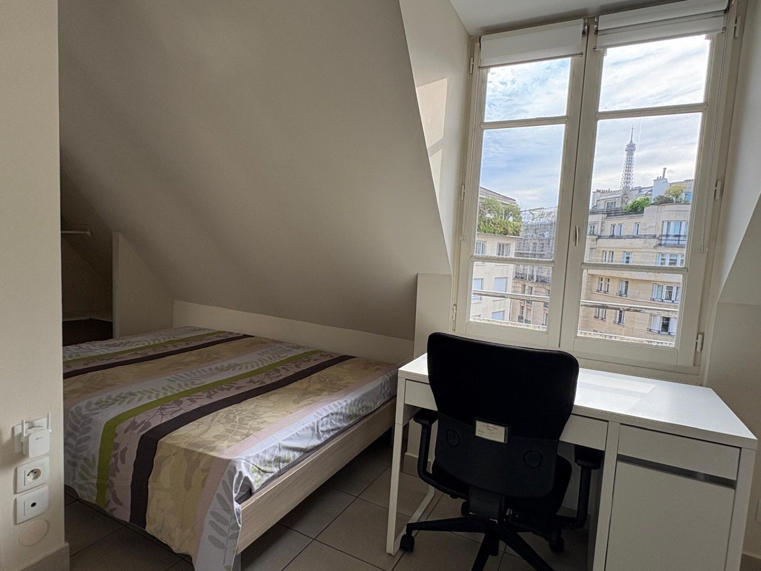 
                                                Vente
                                                 Studio - Cœur de Passy - Vue Tour Eiffel