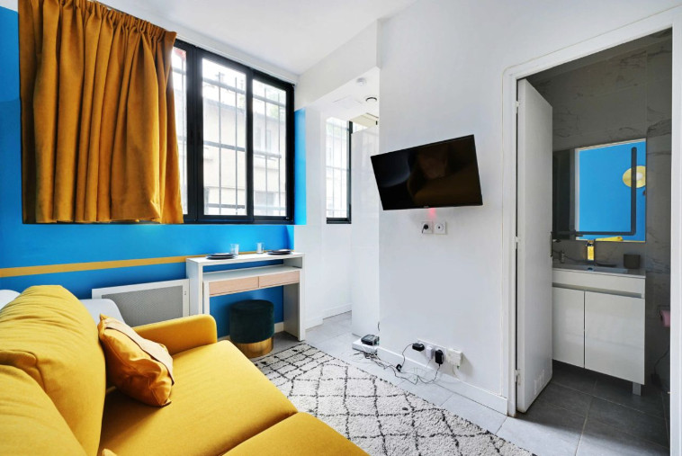 
                                                Location
                                                 Studio cosy meuble - libre de suite - Belleville