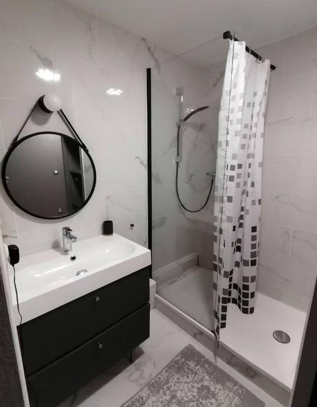 
                                                Location
                                                 Studio Courbevoie / La Défense