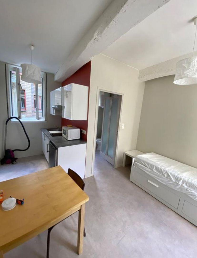 
                                                Location
                                                 Studio dans hyper centre-ville de Rouen