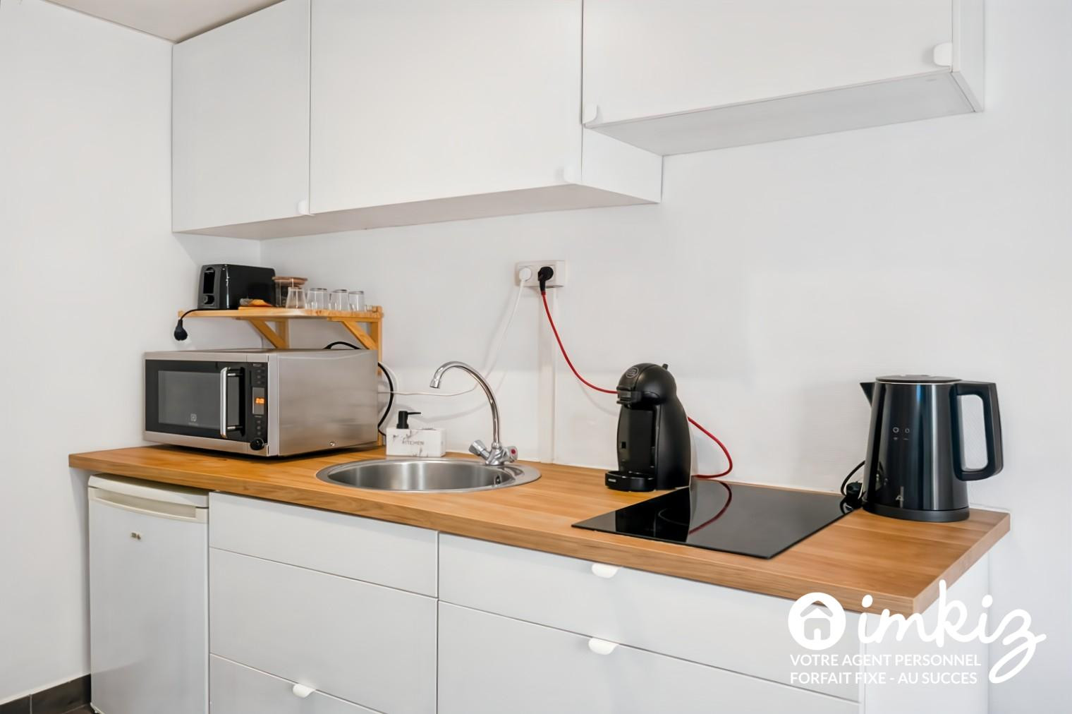 
                                                Vente
                                                 Studio dans un quartier calme - Sainte-Savine