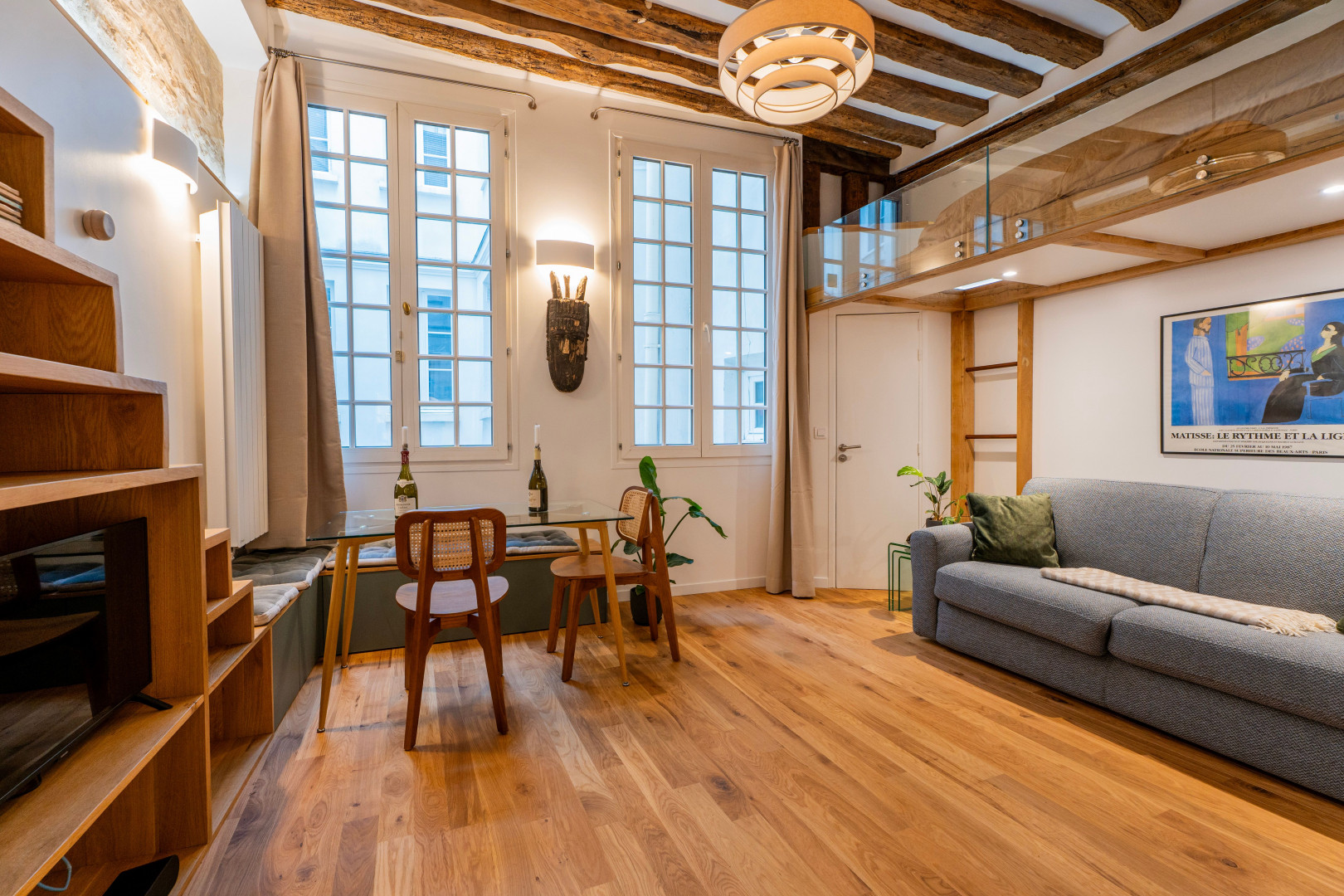 
                                                Location
                                                 Studio d'architecte entre La Sorbonne et la Seine (loyer tout inclus)