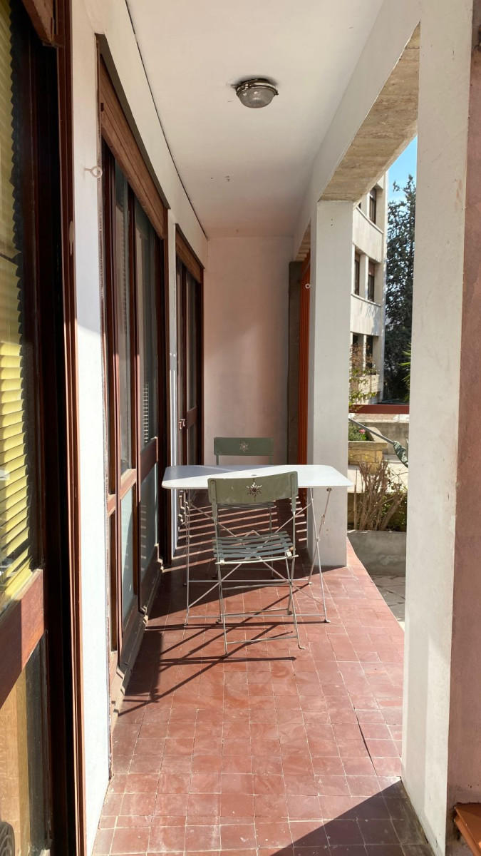 
                                                Location
                                                 Studio d'artiste à louer